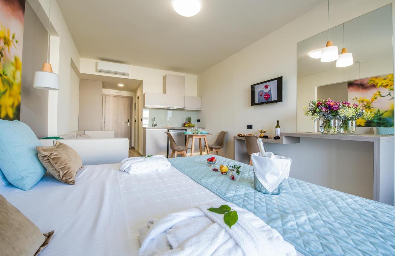 Incognito Creta Luxury Suites And More Kolymbari Exterior photo